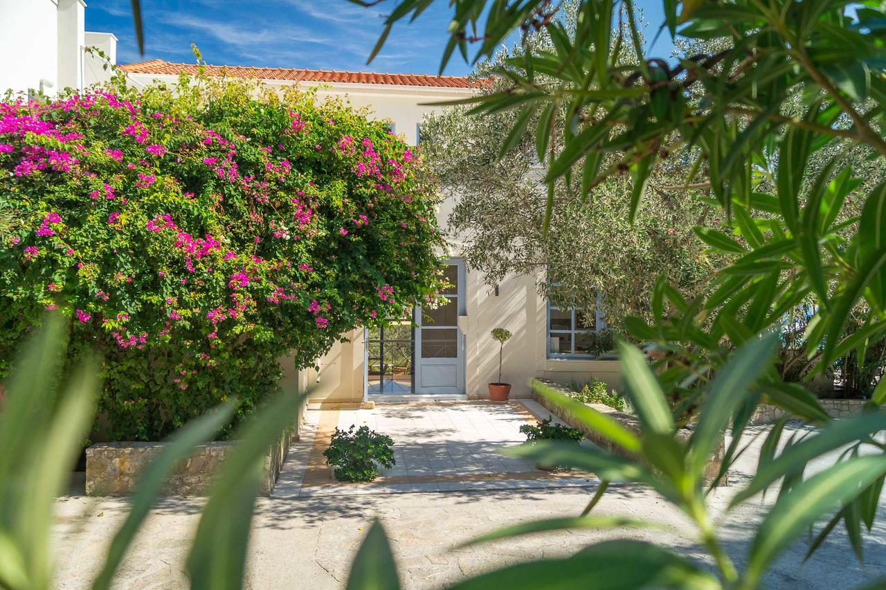 Armonia Bay Hotel Κοκκάρι Εξωτερικό φωτογραφία